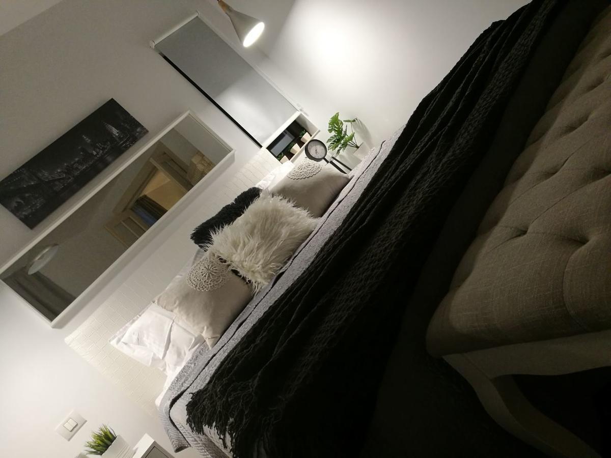 Metropole Apartments Invilla Old City Букурещ Екстериор снимка