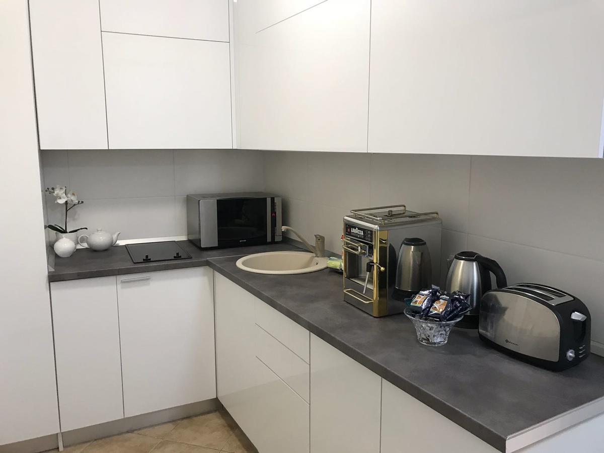 Metropole Apartments Invilla Old City Букурещ Екстериор снимка