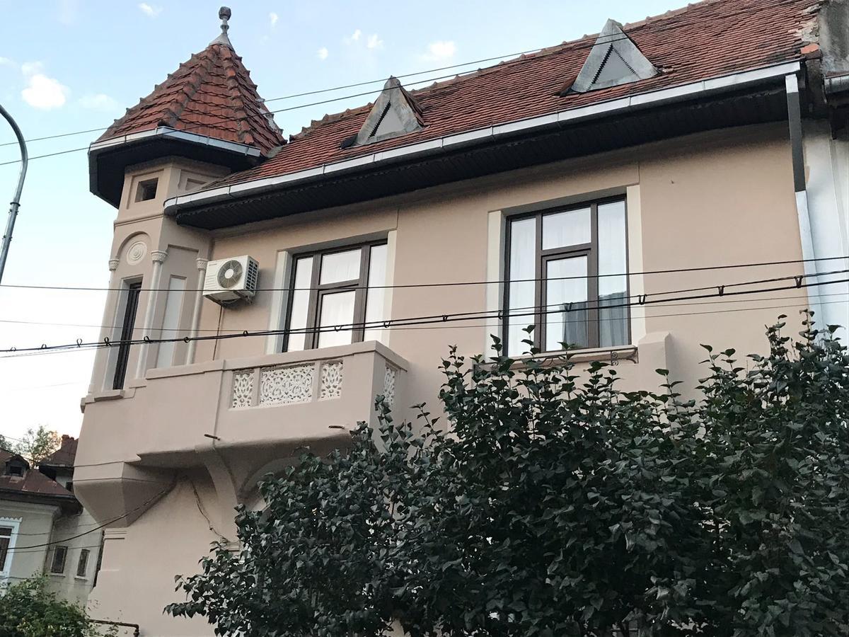 Metropole Apartments Invilla Old City Букурещ Екстериор снимка